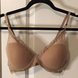 NWOT Nude/Tan  Mesh Lace Bra